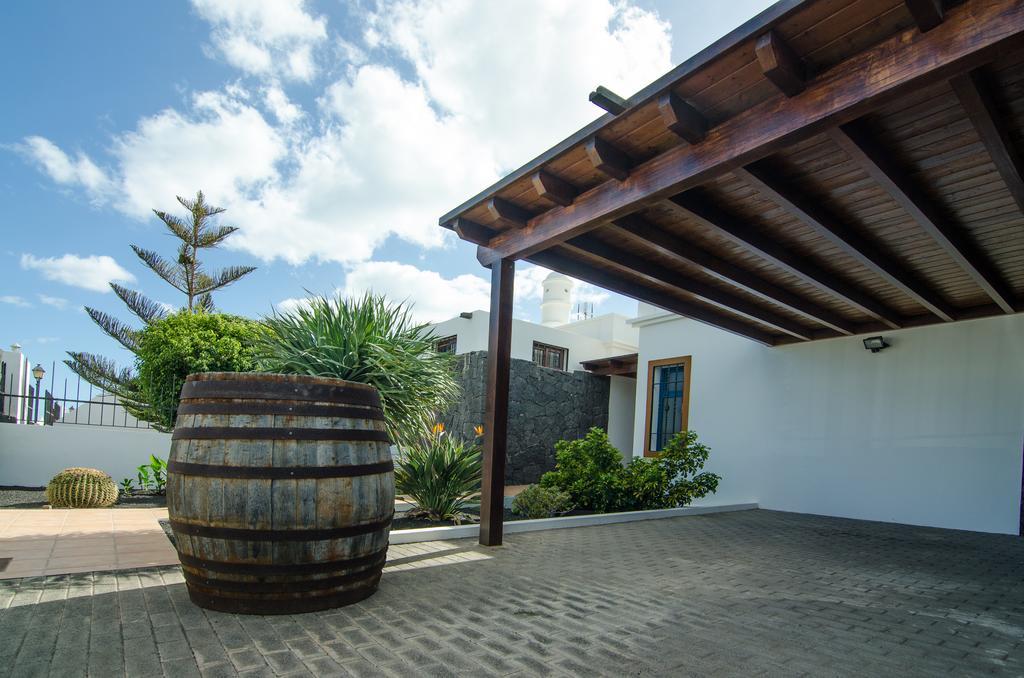 Villa Valeria Playa Blanca  Exterior photo
